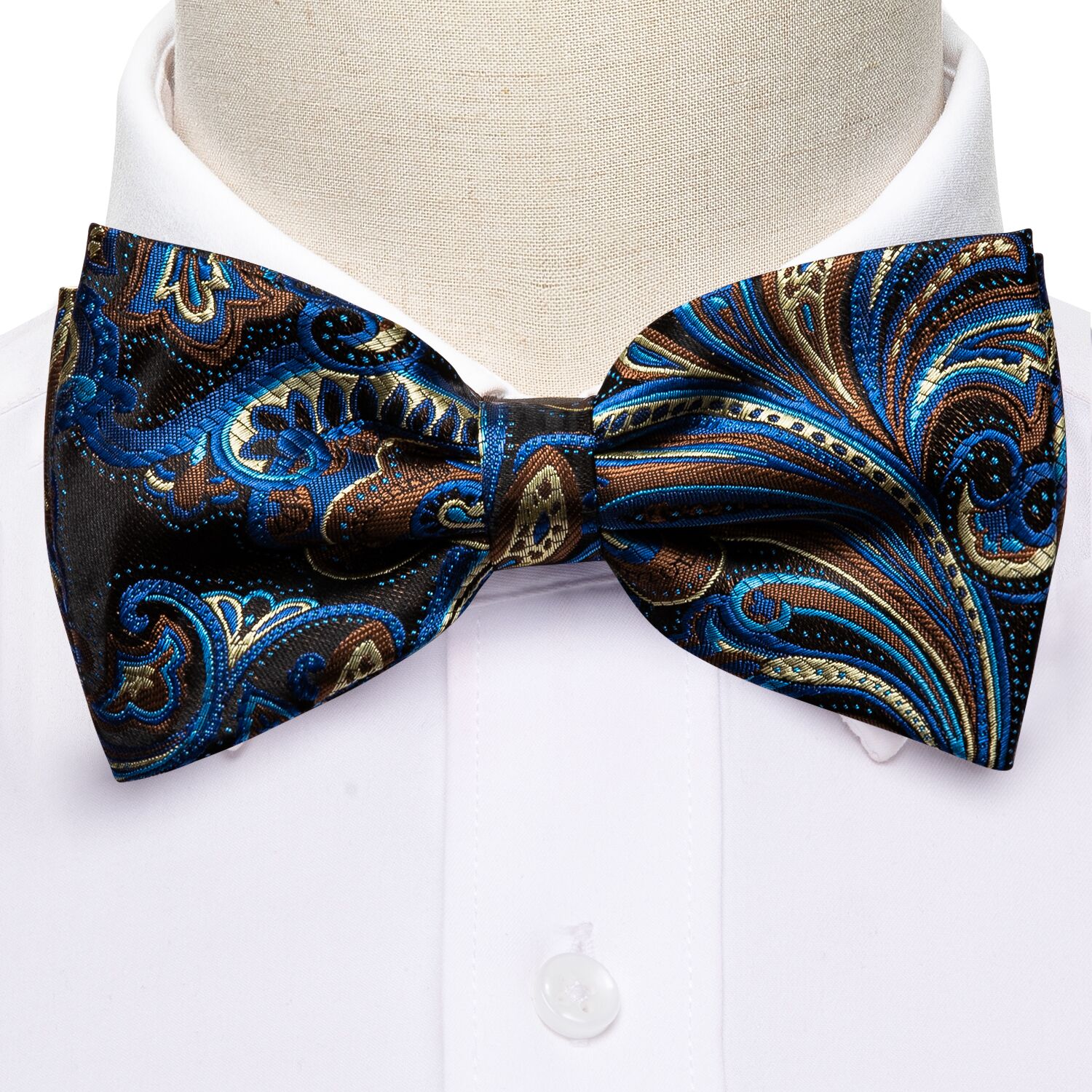 GentCrest Blue Paisley Bowtie Set - Image 1