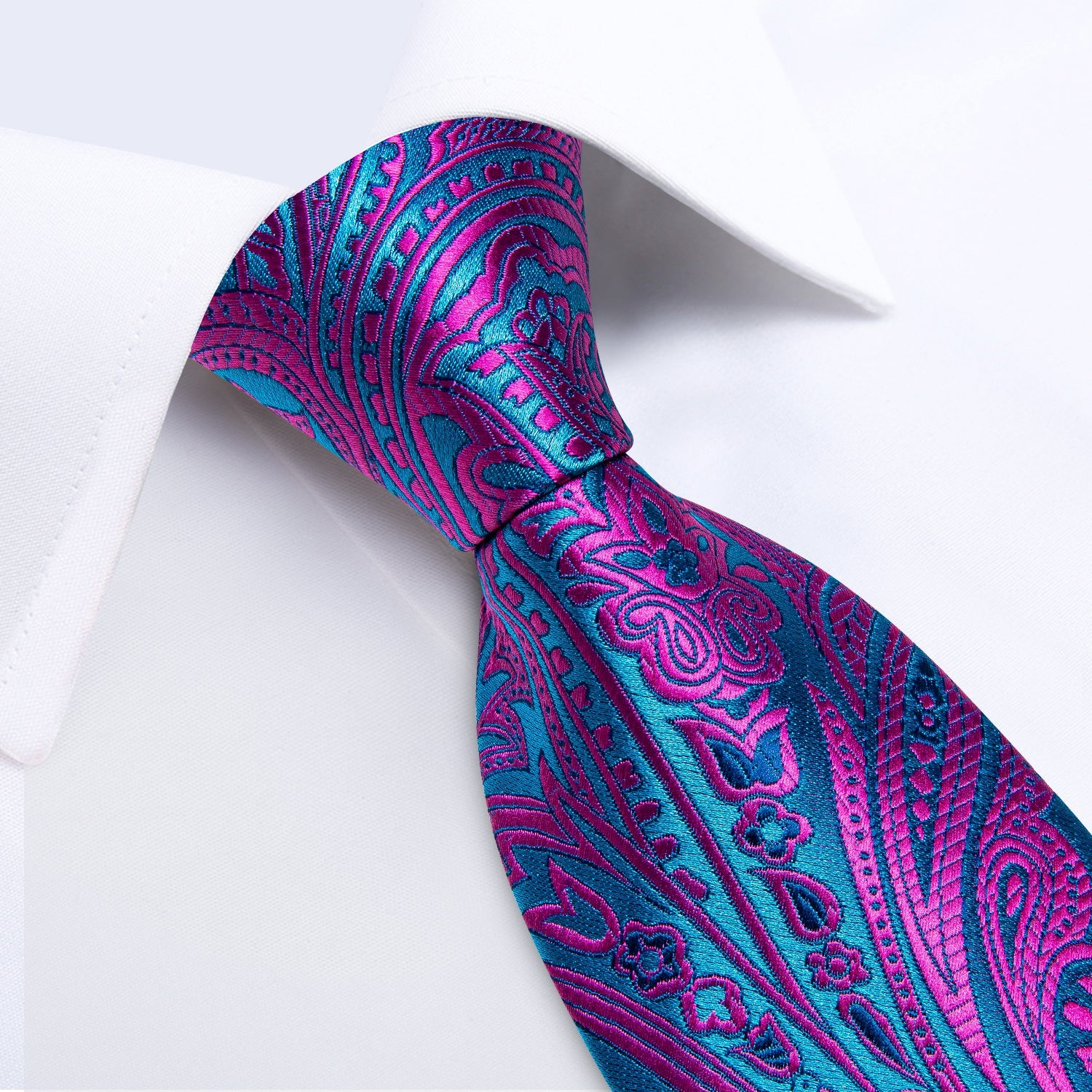 GentCrest Blue Paisley Tie Hanky Cufflinks Set - Image 3