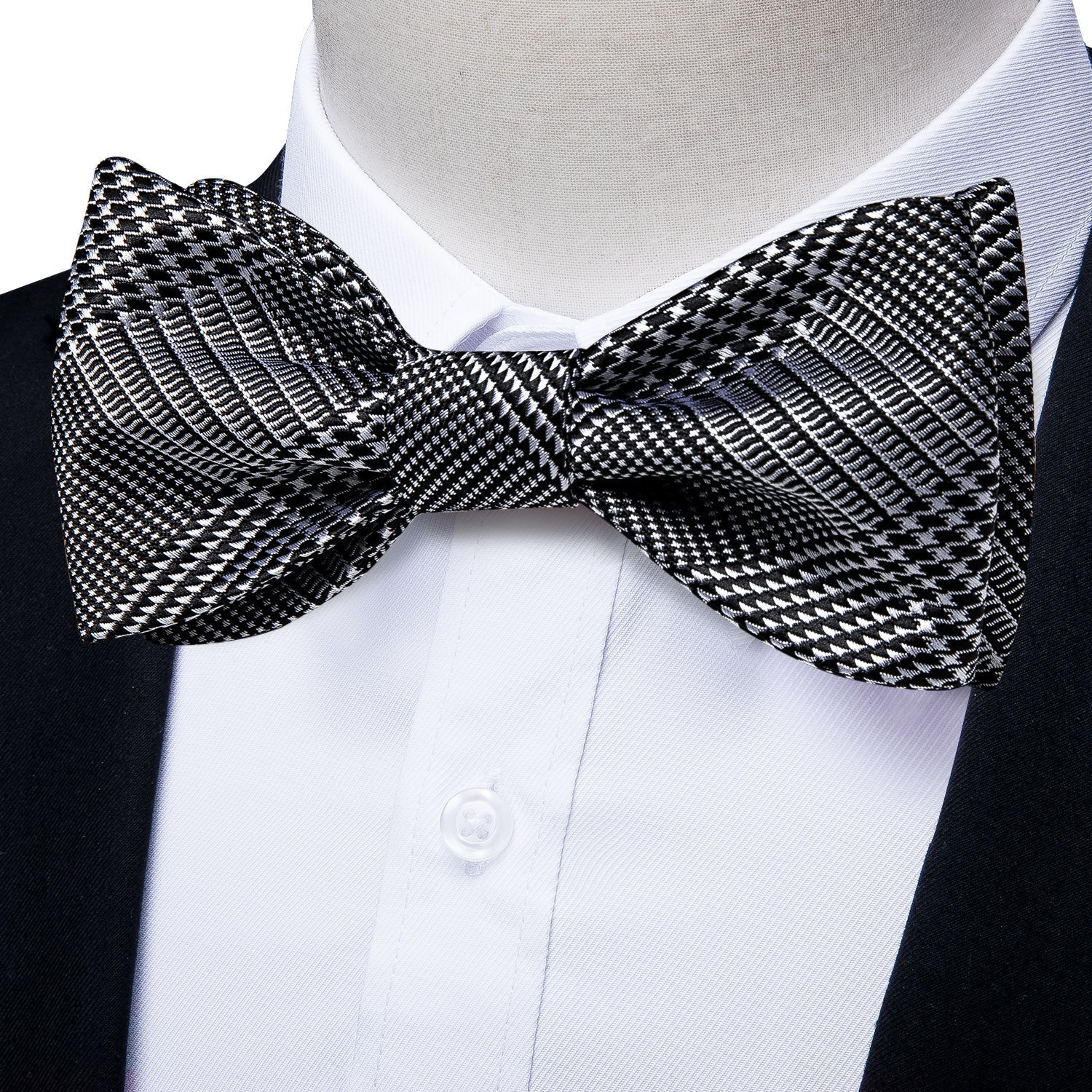 GentCrest Black Plaid Bowtie Set - Image 4