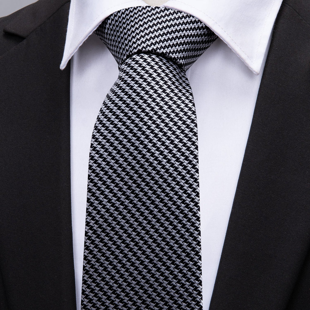 GentCrest Black Plaid Tie Hanky Cufflinks Set - Image 9