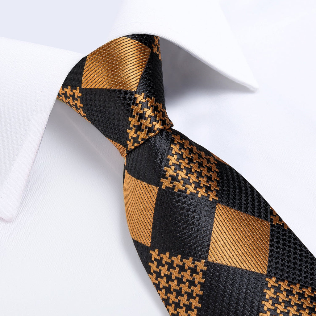 GentCrest Black Plaid Tie Hanky Cufflinks Set - Image 4