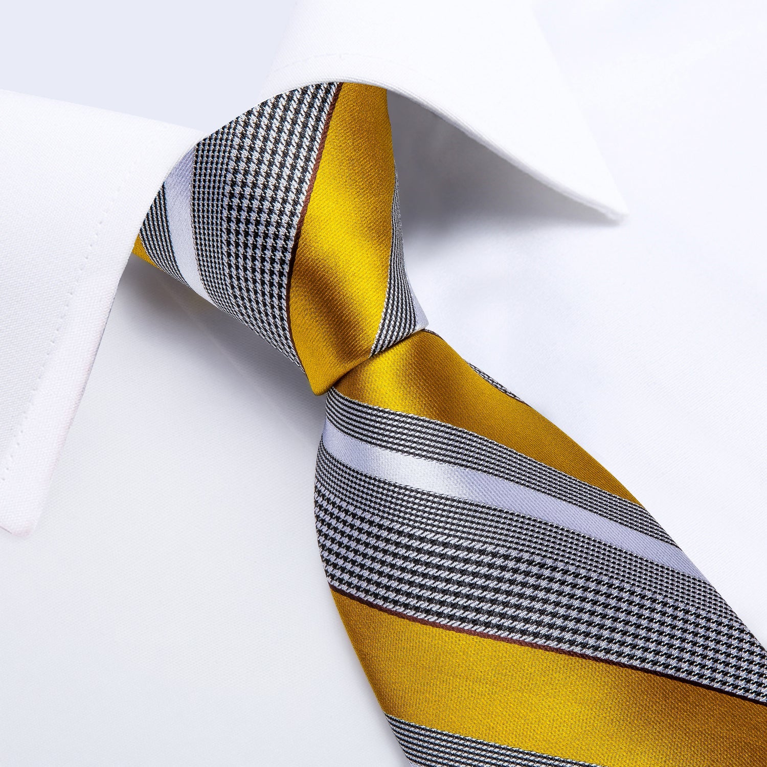 GentCrest Gold Striped Tie Hanky Cufflinks Set - Image 12