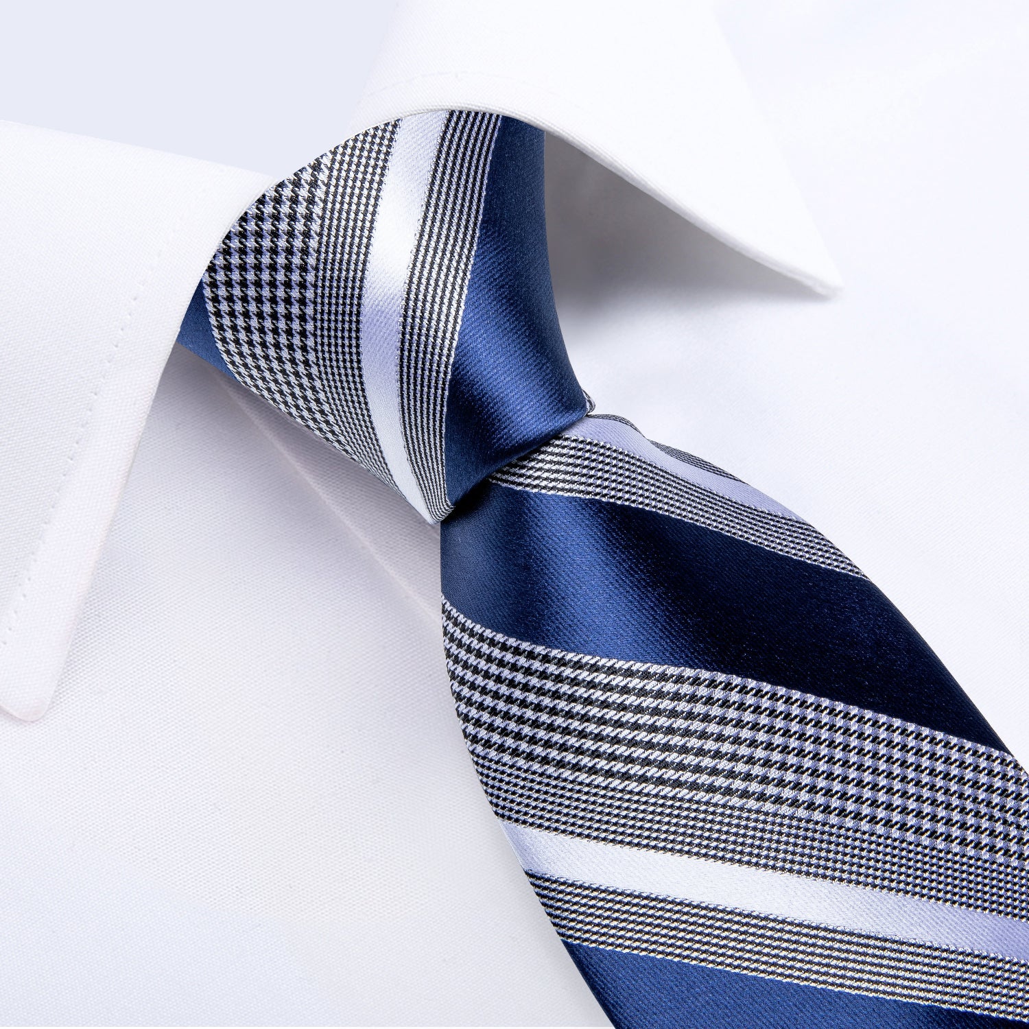 GentCrest Blue Striped Tie Hanky Cufflinks Set - Image 6