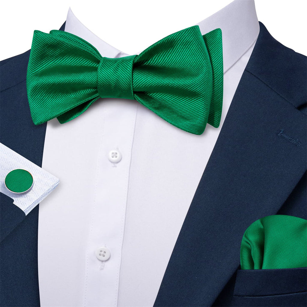GentCrest Green Solid Bowtie Set - Image 1