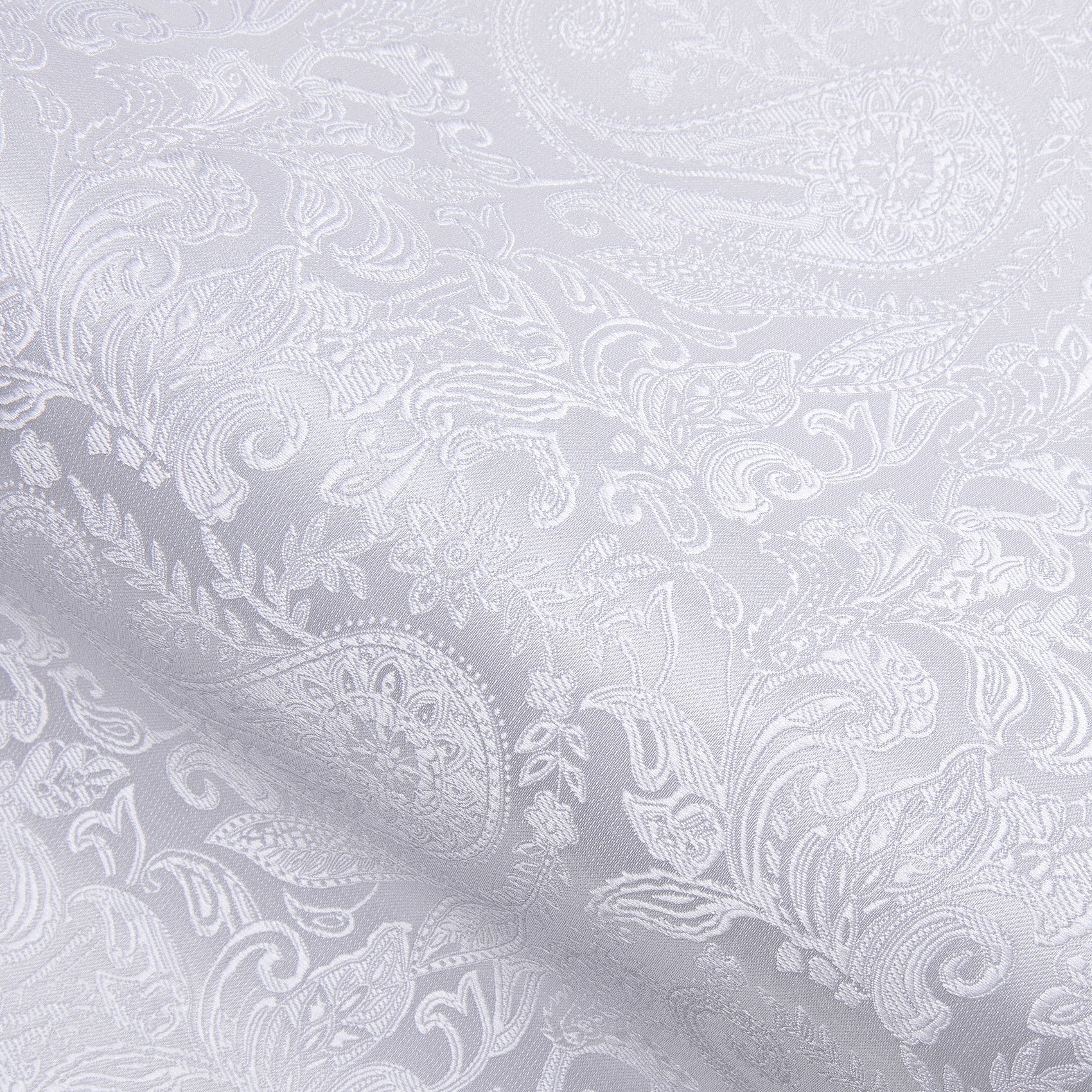 GentCrest White Paisley Shirt - Image 5