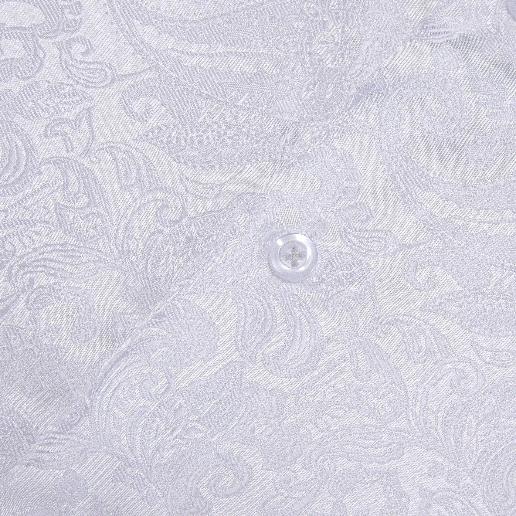 GentCrest White Paisley Shirt - Image 4