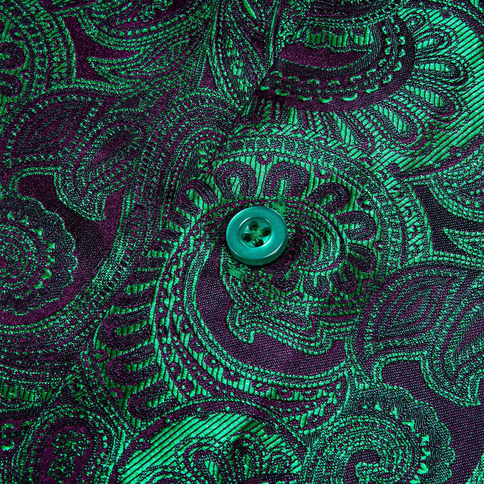 GentCrest Green Paisley Shirt - Image 4