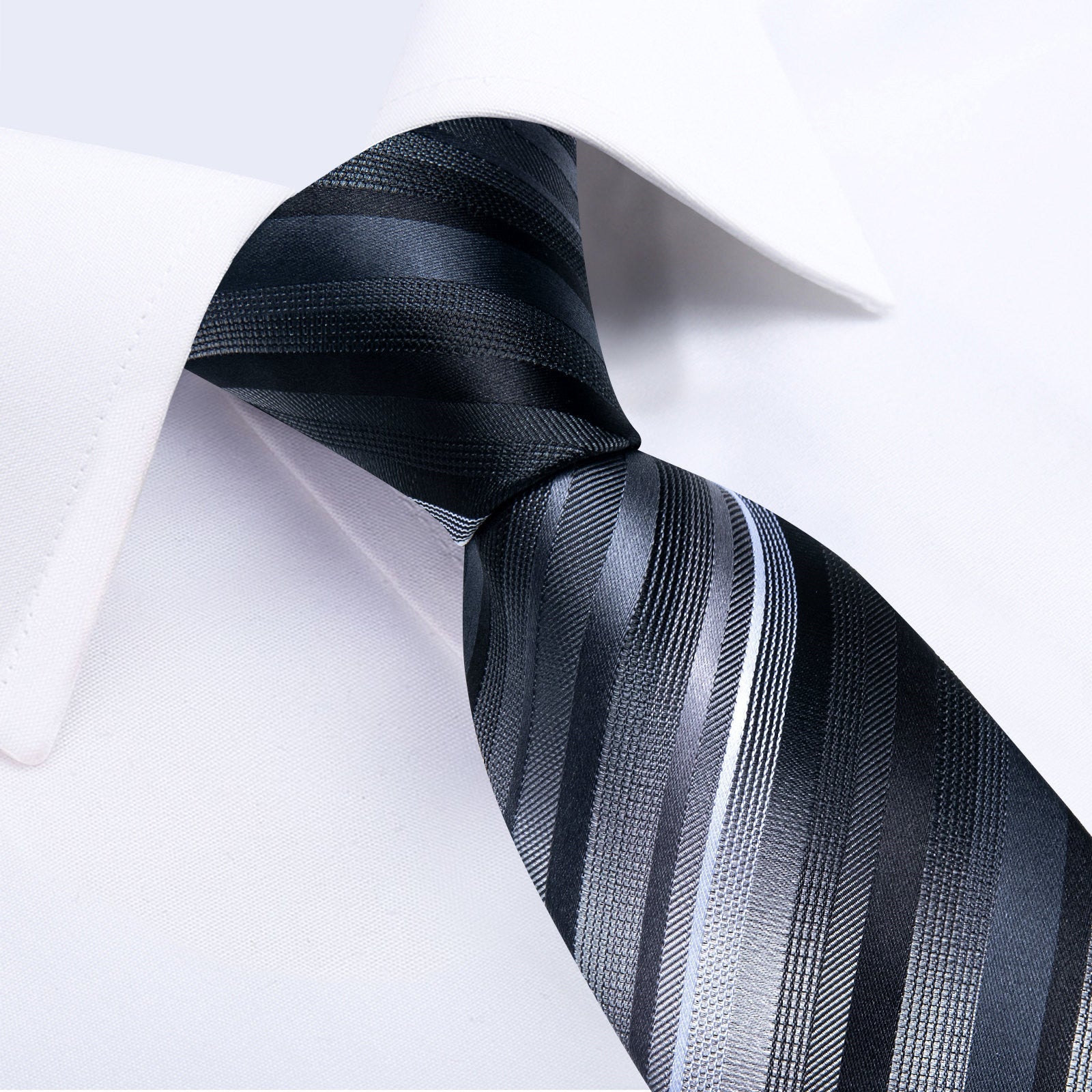 GentCrest Grey Striped Tie Hanky Cufflinks Set - Image 3