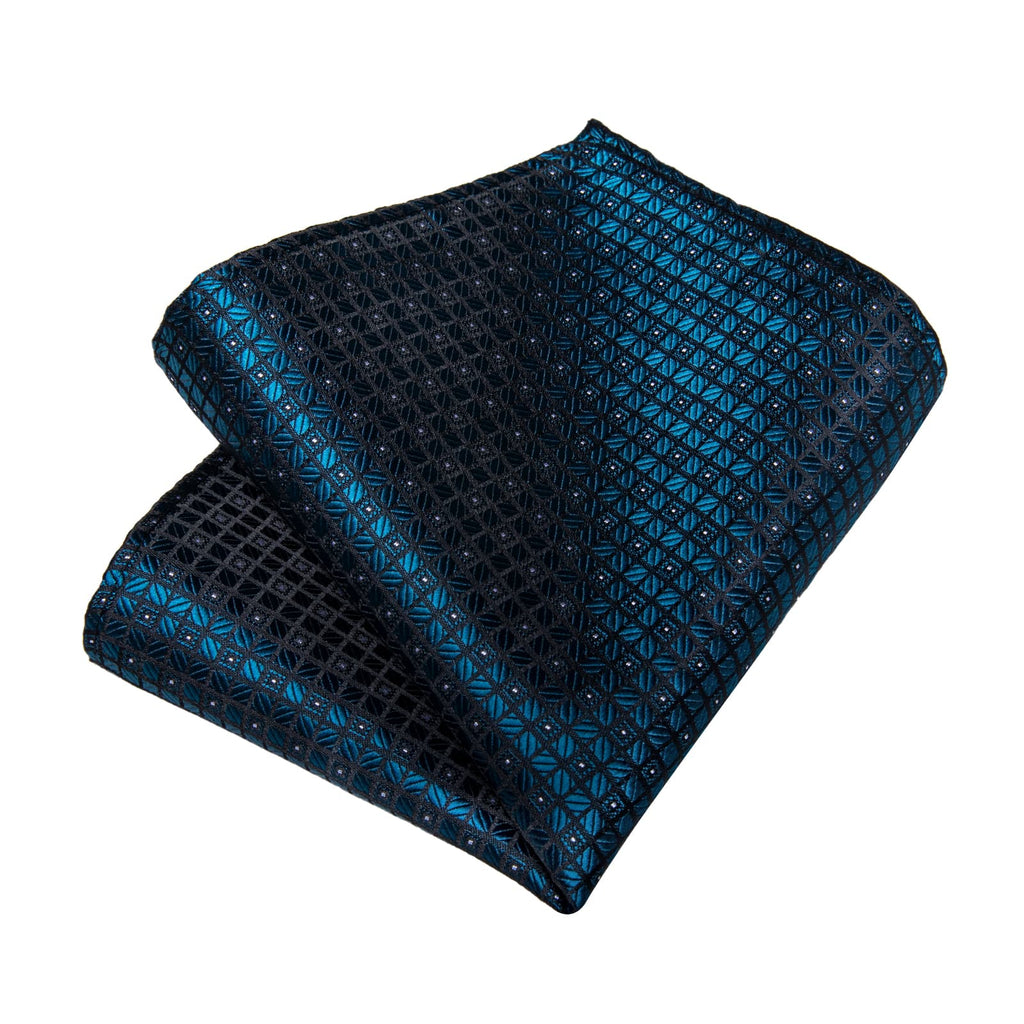 GentCrest Classic Plaid Tie Hanky Cufflinks Set - Image 5