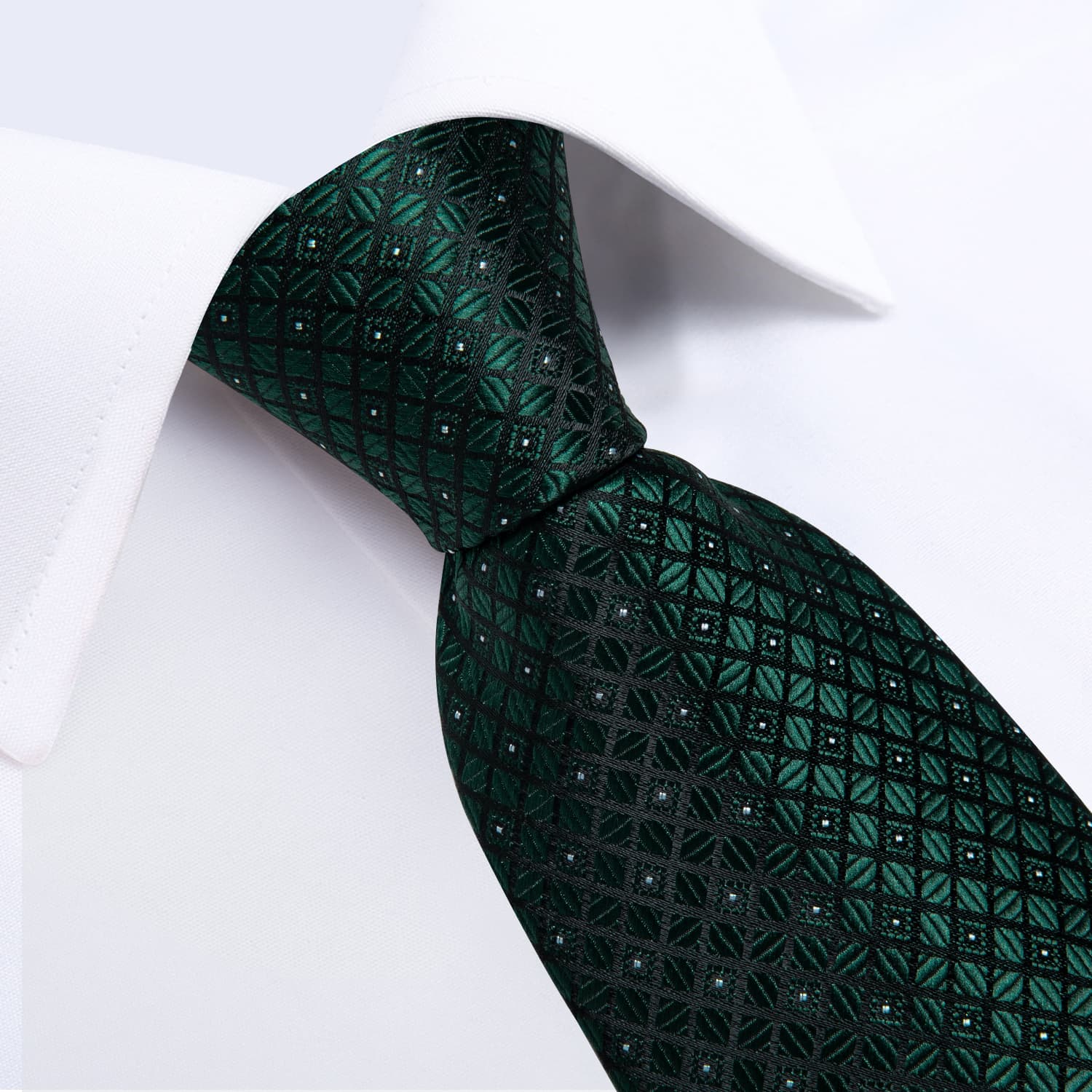 GentCrest Green Plaid Tie Hanky Cufflinks Set - Image 3