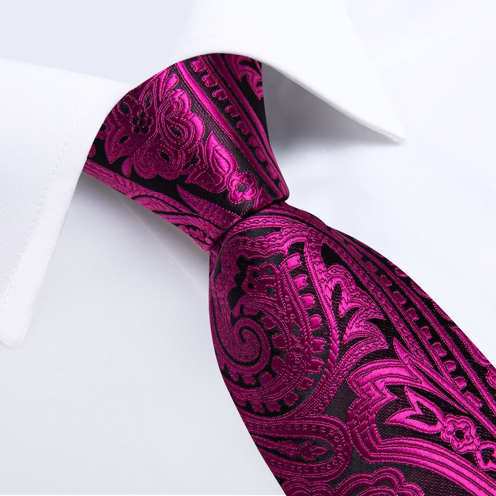 GentCrest Purple Paisley Tie Hanky Cufflinks Set - Image 3