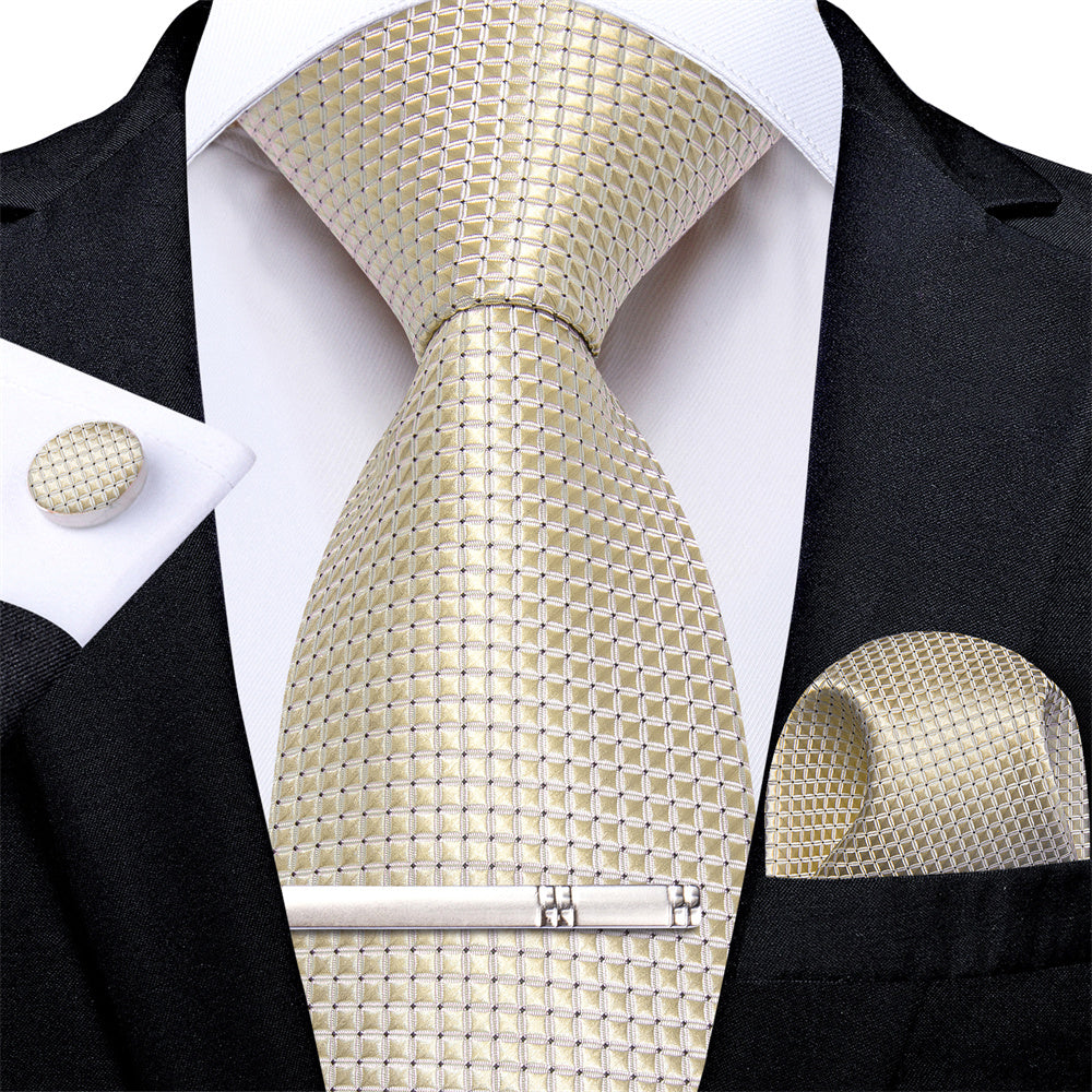 GentCrest Red Geometric Tie Hanky Cufflinks Set - Image 4