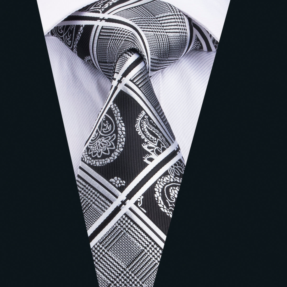 GentCrest Black Plaid Tie Hanky Cufflinks Set - Image 2