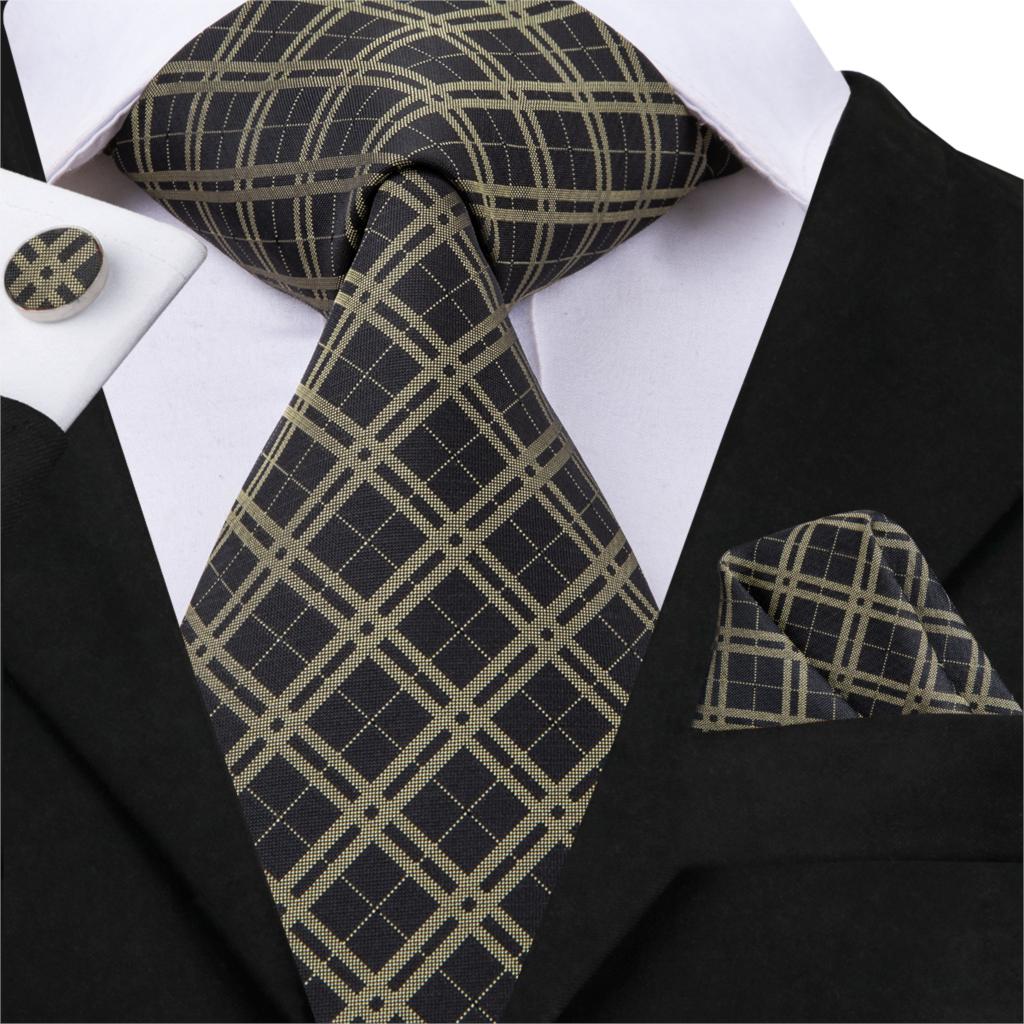 Elegant Plaid Silk Tie Set - GentCrest