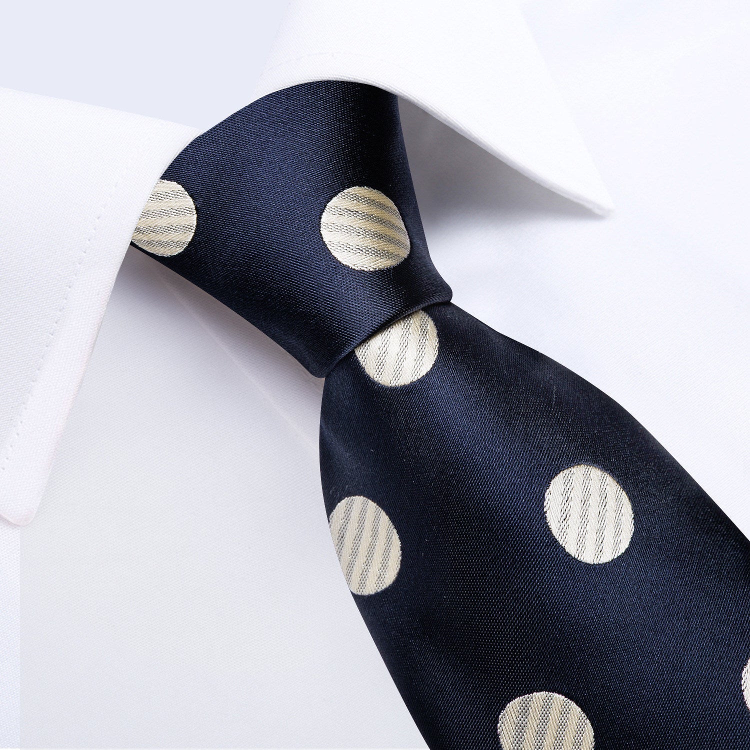 GentCrest Blue Polka Dot Tie Hanky Cufflinks Set - Image 3