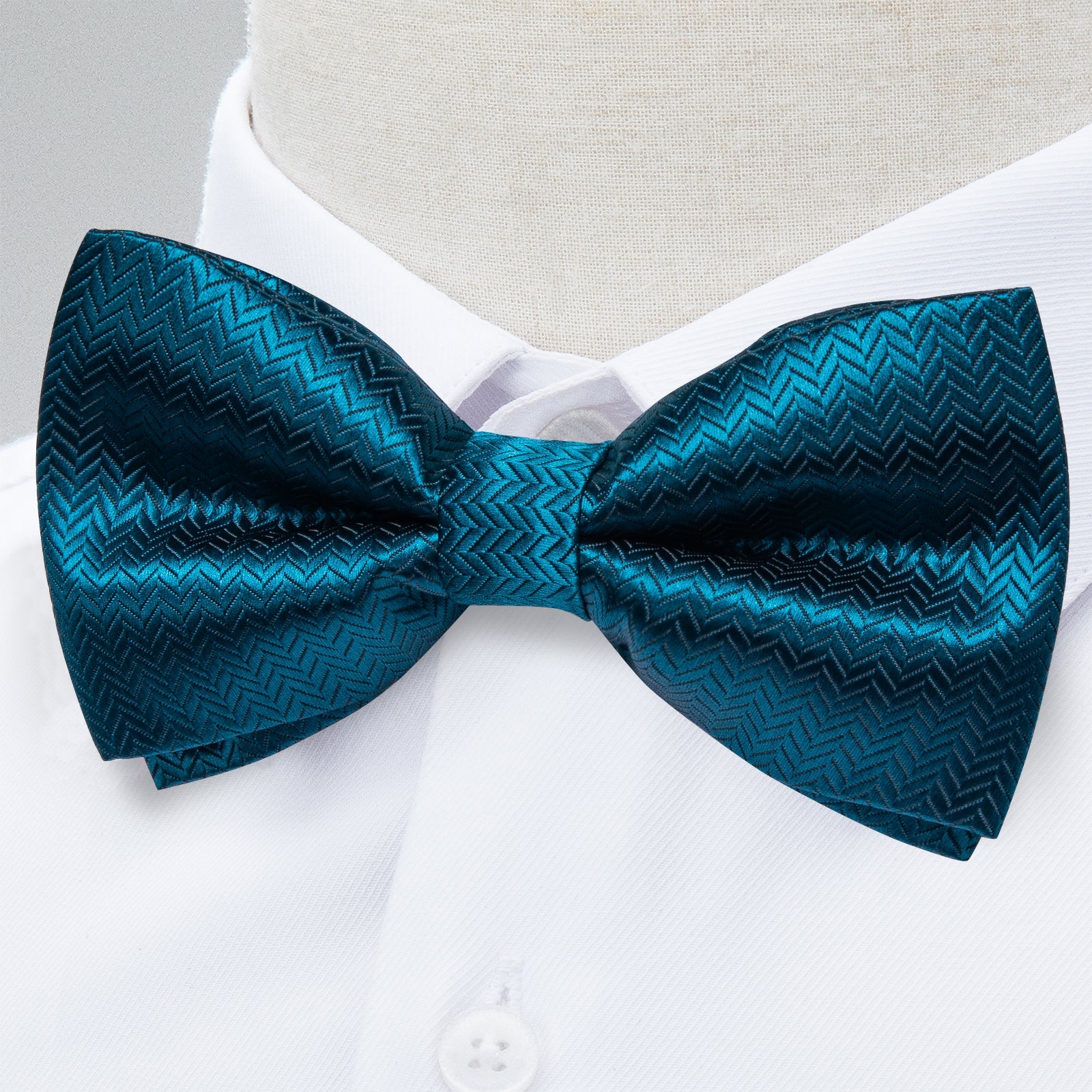 GentCrest Blue Striped Bowtie Set - Image 2