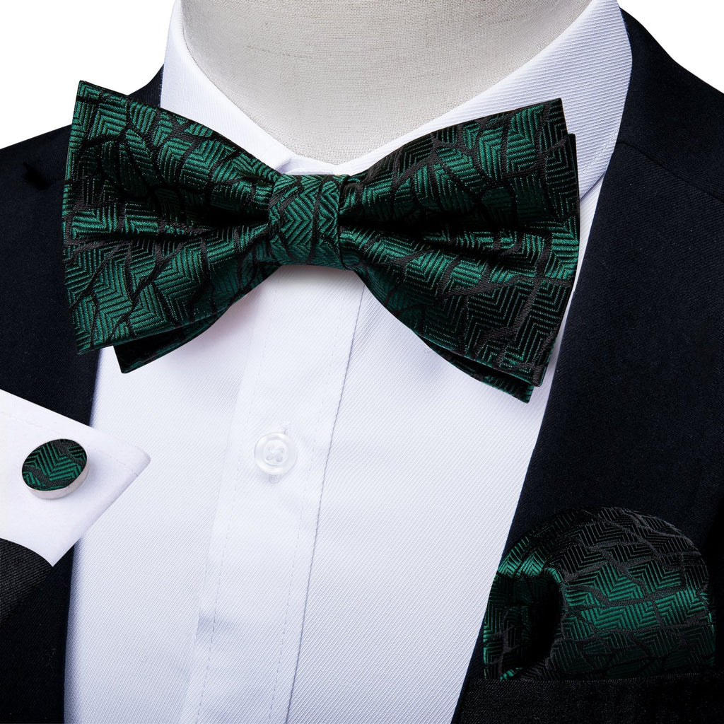 GentCrest Black Striped Bowtie Set - Image 1