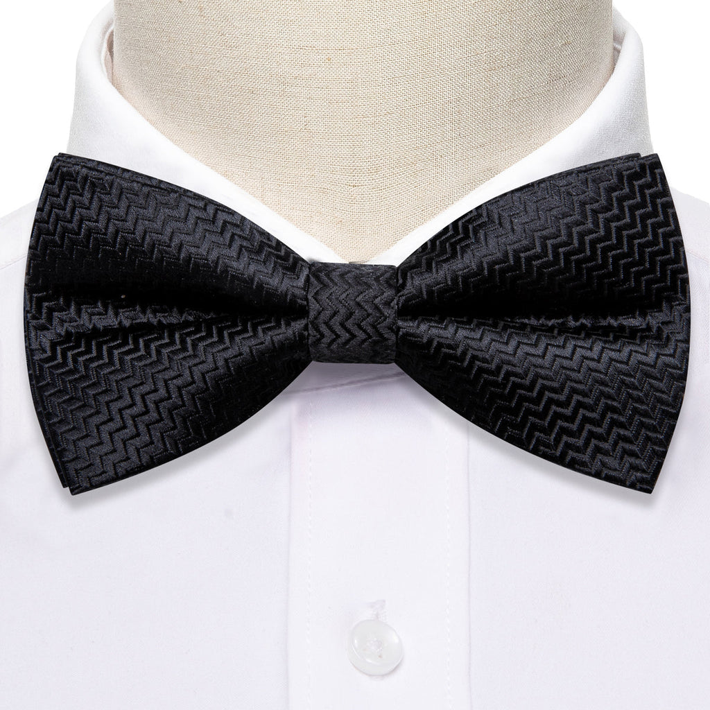 Black Curve Bow Tie Set - GentCrest