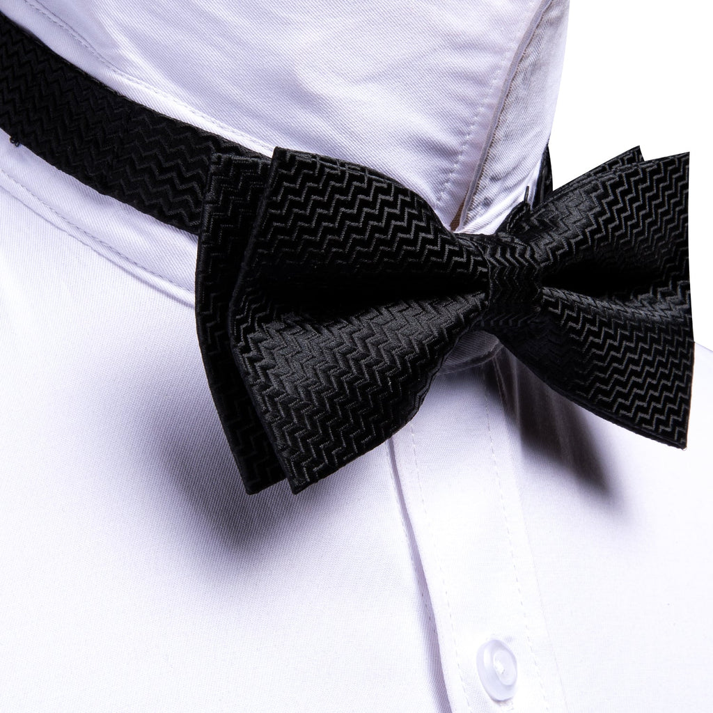 GentCrest Black Textured Bowtie Set - Image 4