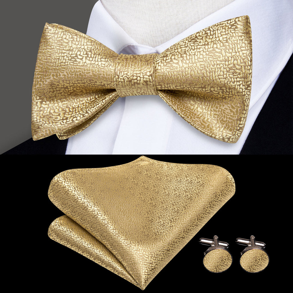 GentCrest Gold Classic Bow Tie - Image 1