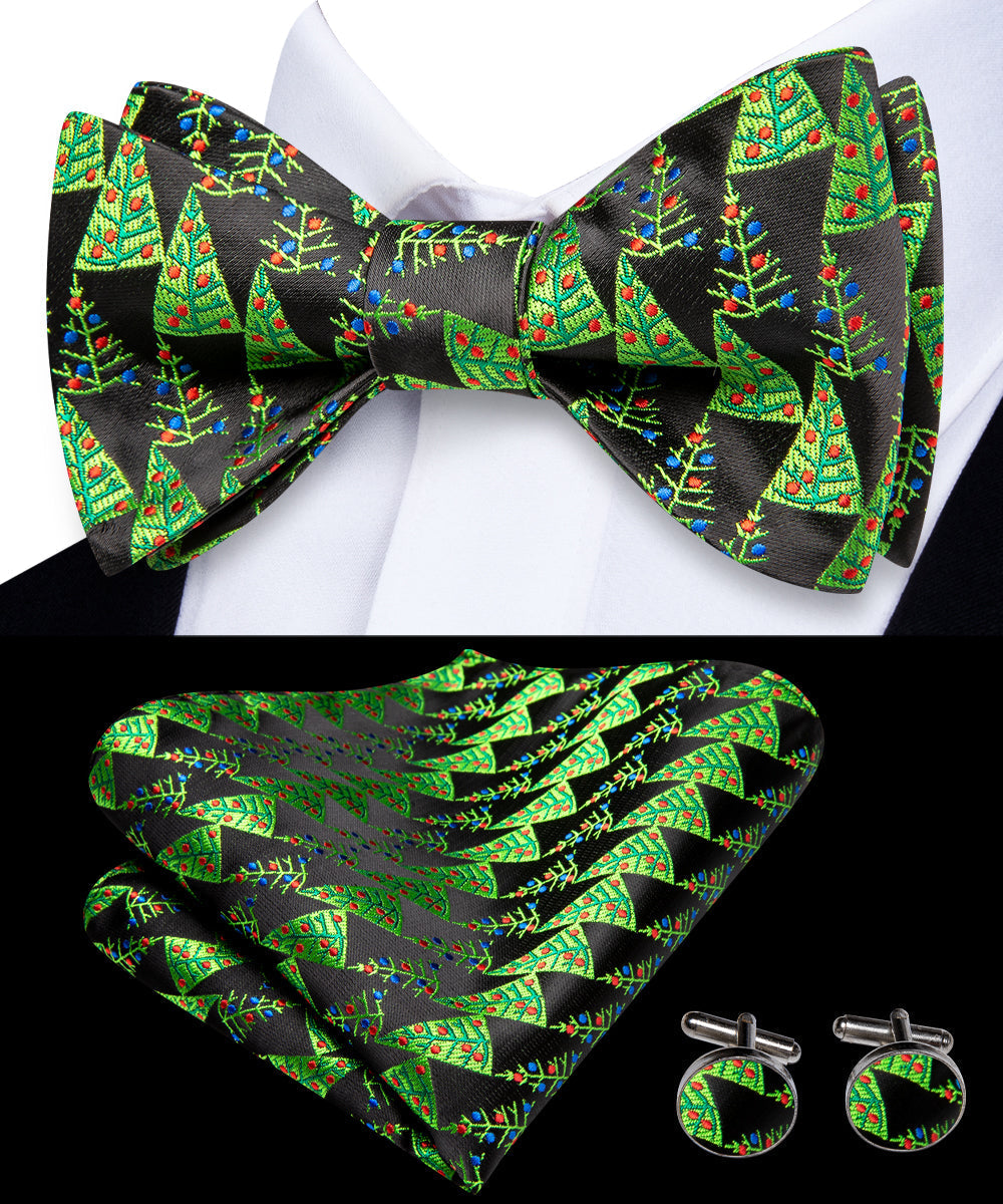 Christmas Trees , Pocket Square and Cufflinks Bow Tie Set - GentCrest