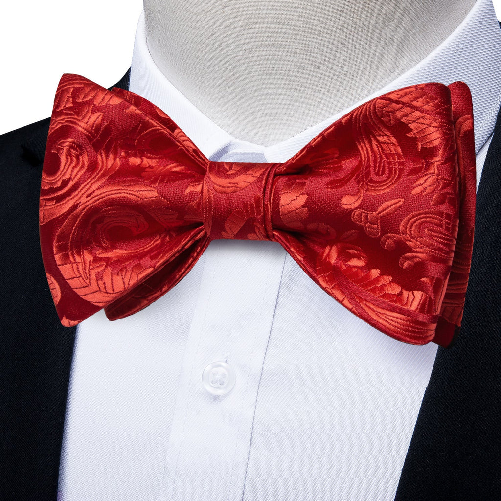 GentCrest Red Paisley Bowtie Set - Image 1