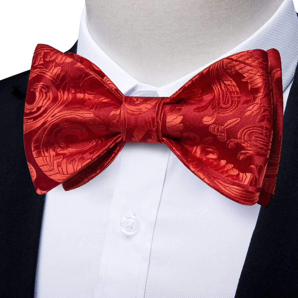 GentCrest Red Paisley Bowtie Set - Image 1