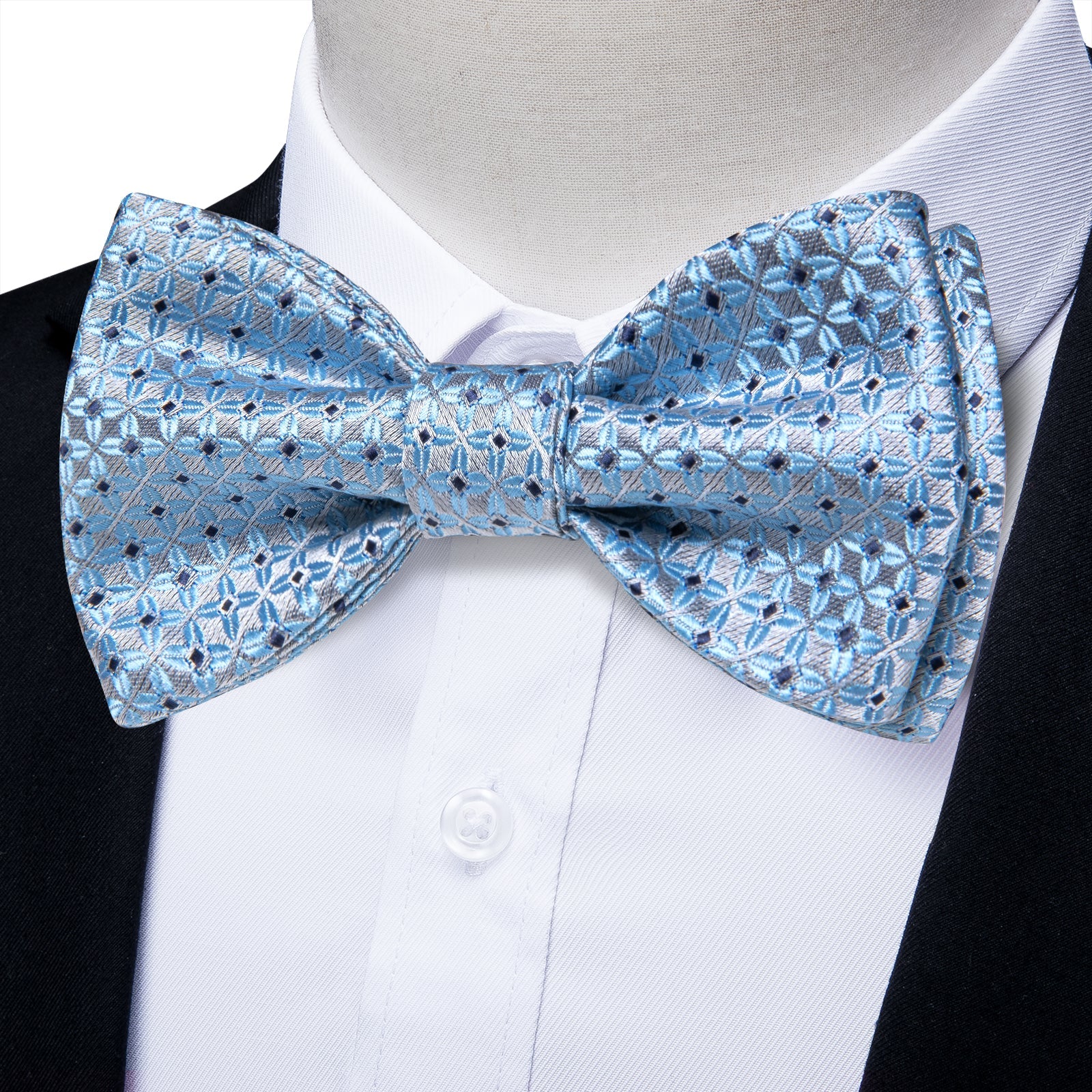 GentCrest Blue Plaid Bowtie Set - Image 1