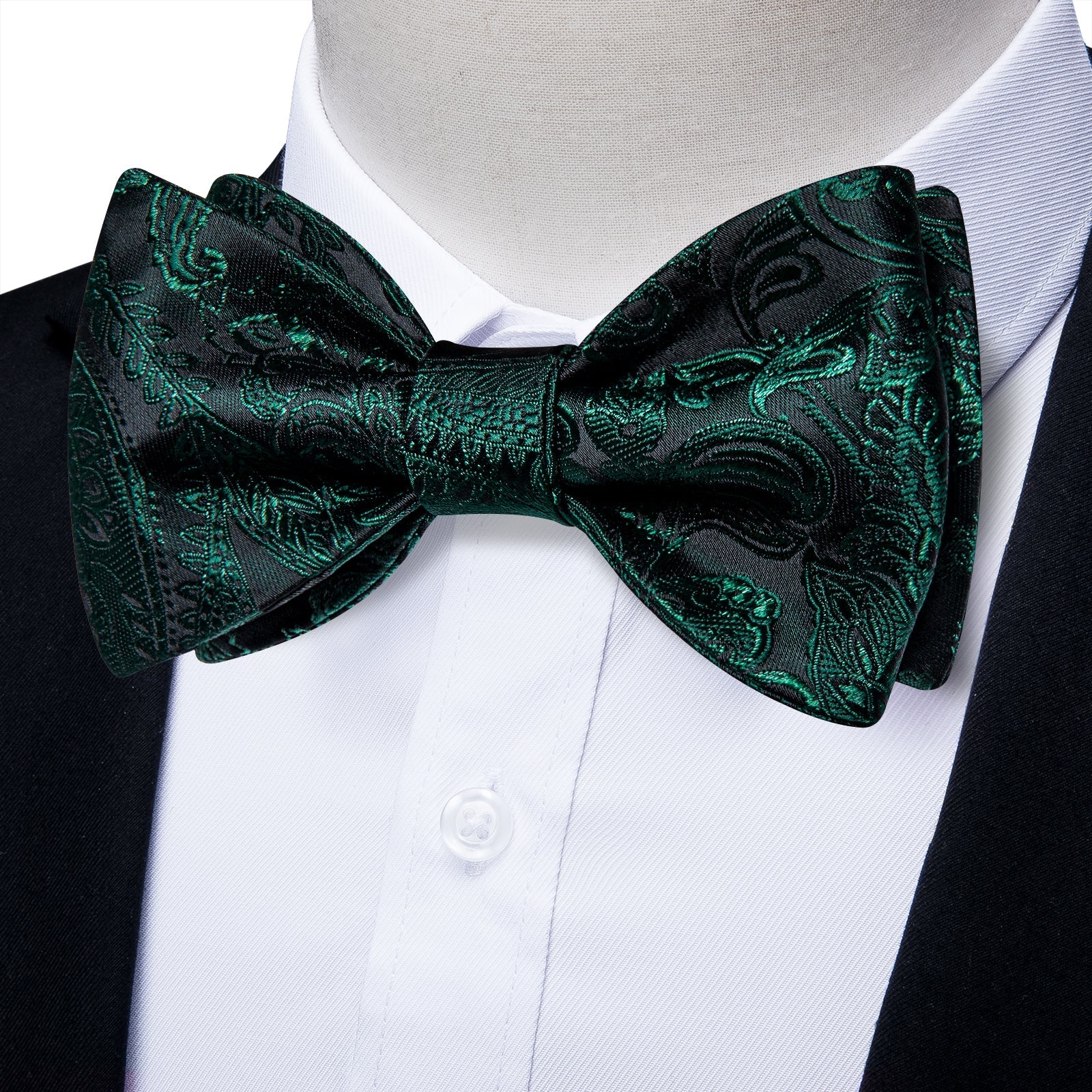 GentCrest Green Paisley Bowtie Set - Image 1