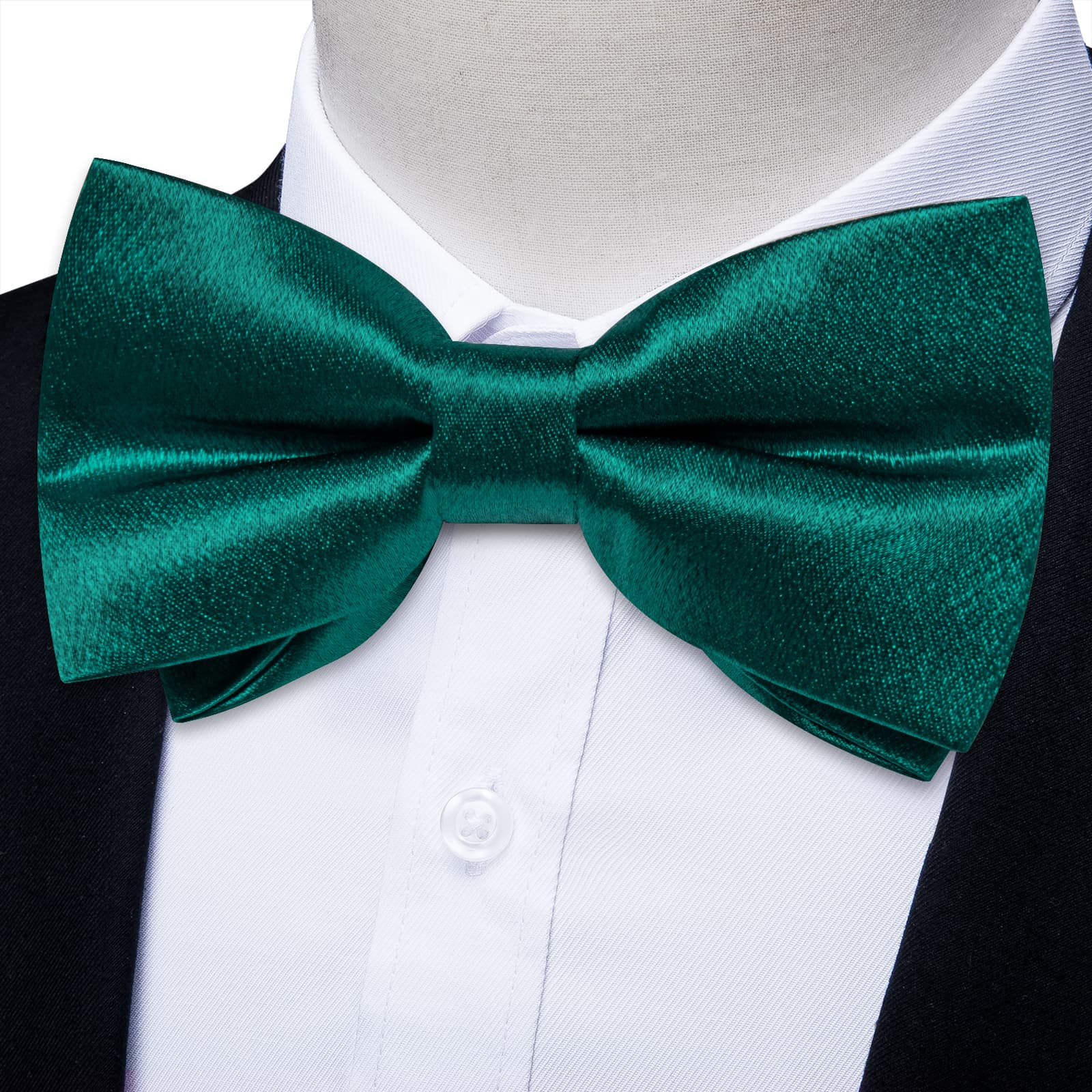 GentCrest Green Solid Bowtie Set - Image 1