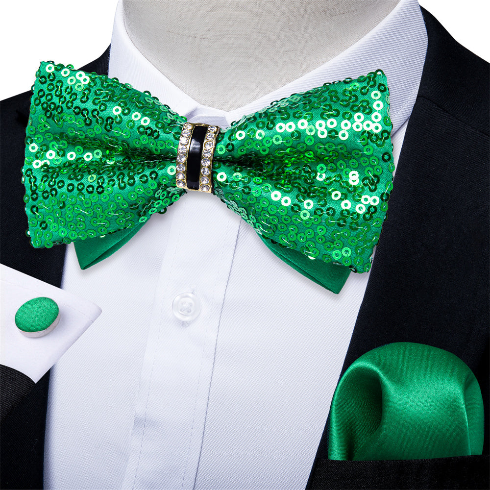 GentCrest Green Novelty Bowtie Set - Image 1