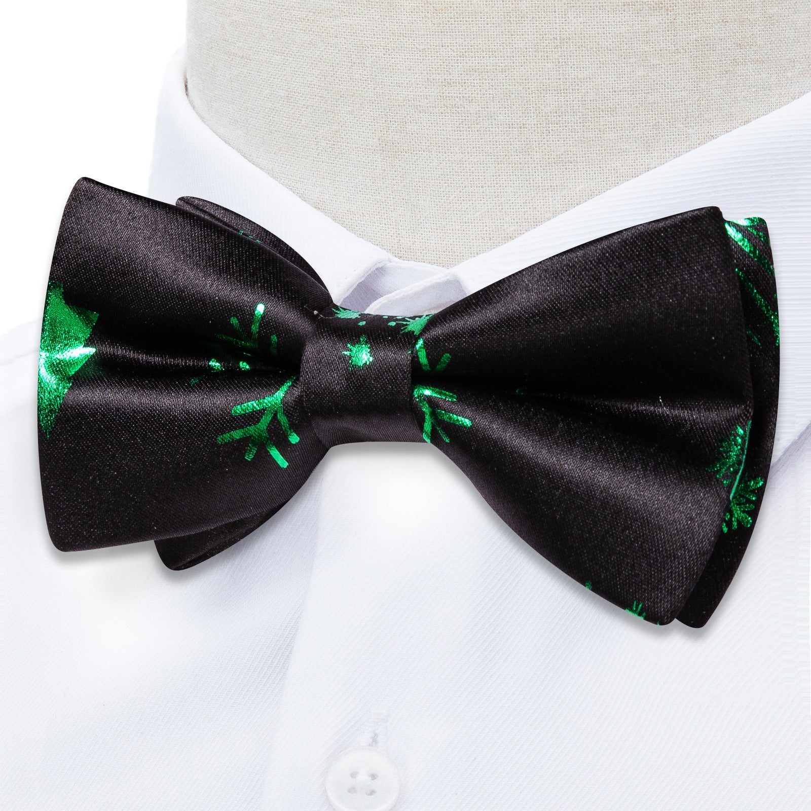 GentCrest Black Novelty Bowtie Set - Image 3