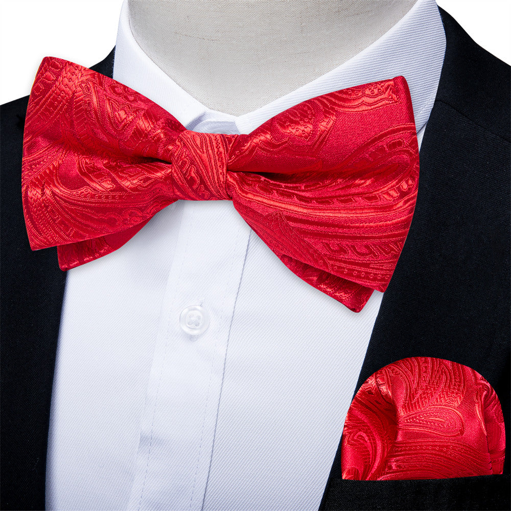 GentCrest Red Paisley Bowtie Set - Image 1