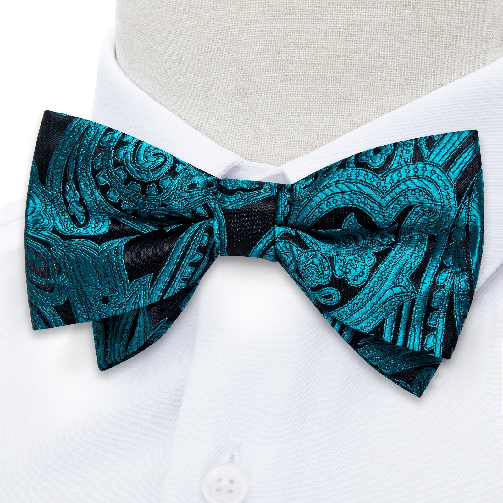GentCrest Blue Paisley Bowtie Set - Image 2