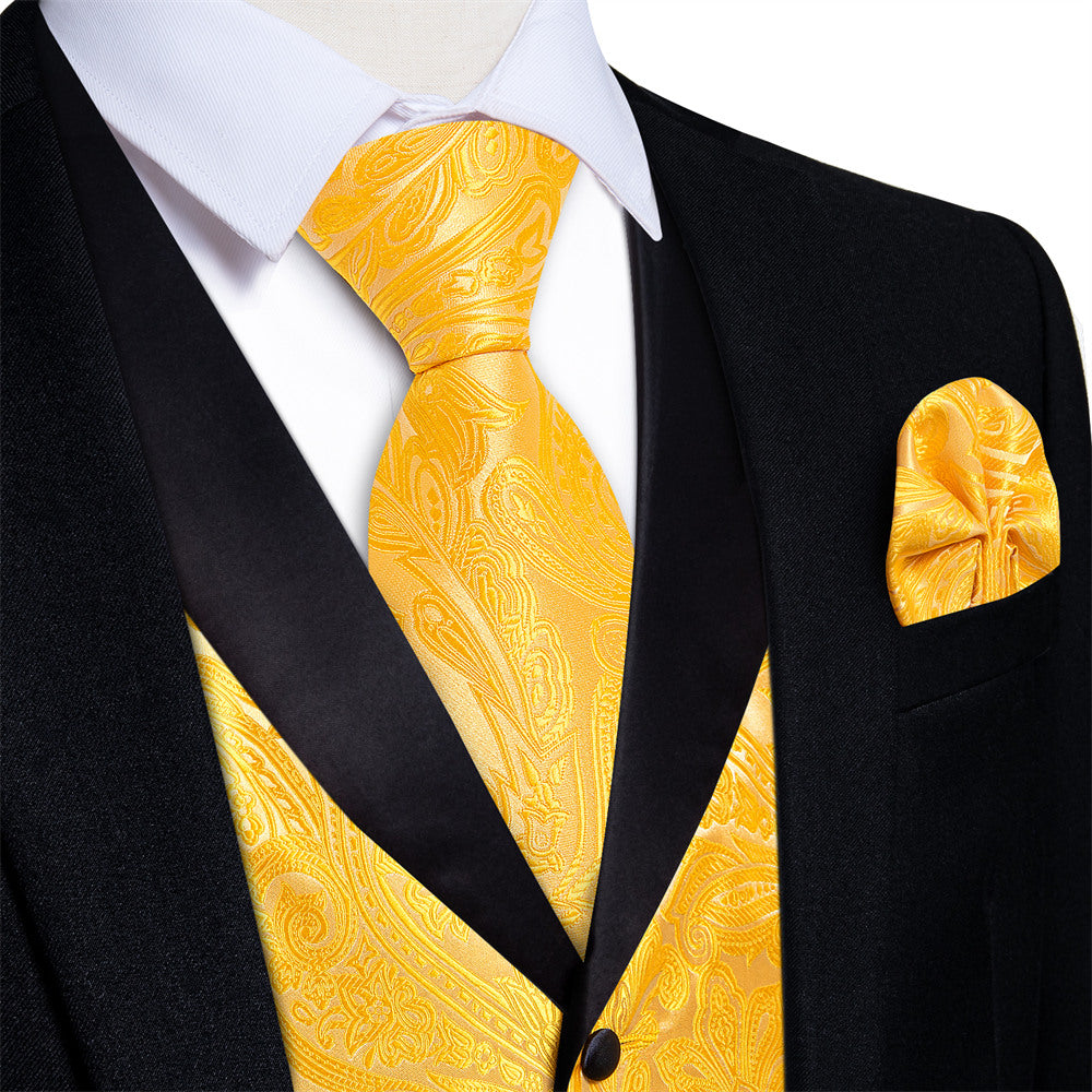 GentCrest Yellow Paisley Vest Set - Image 1