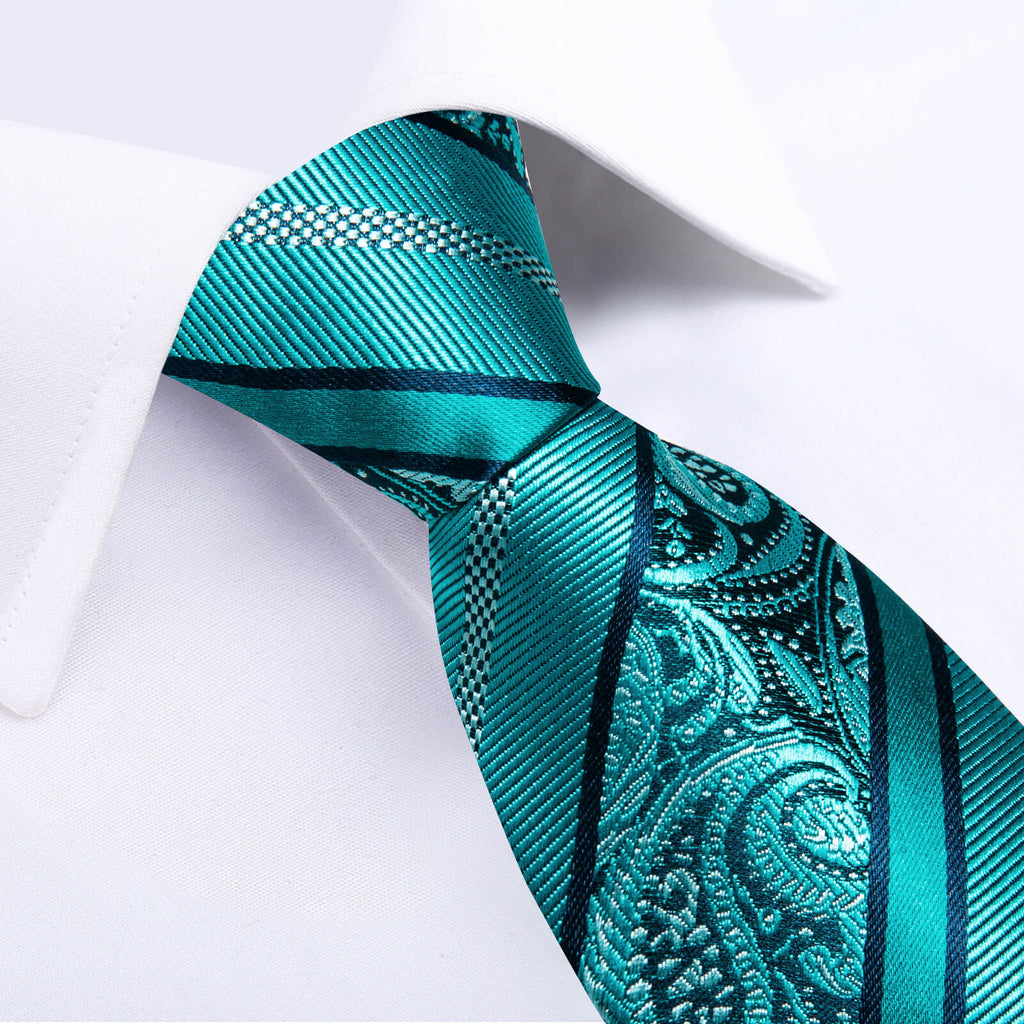 GentCrest Blue Paisley Tie Hanky Cufflinks Set - Image 2
