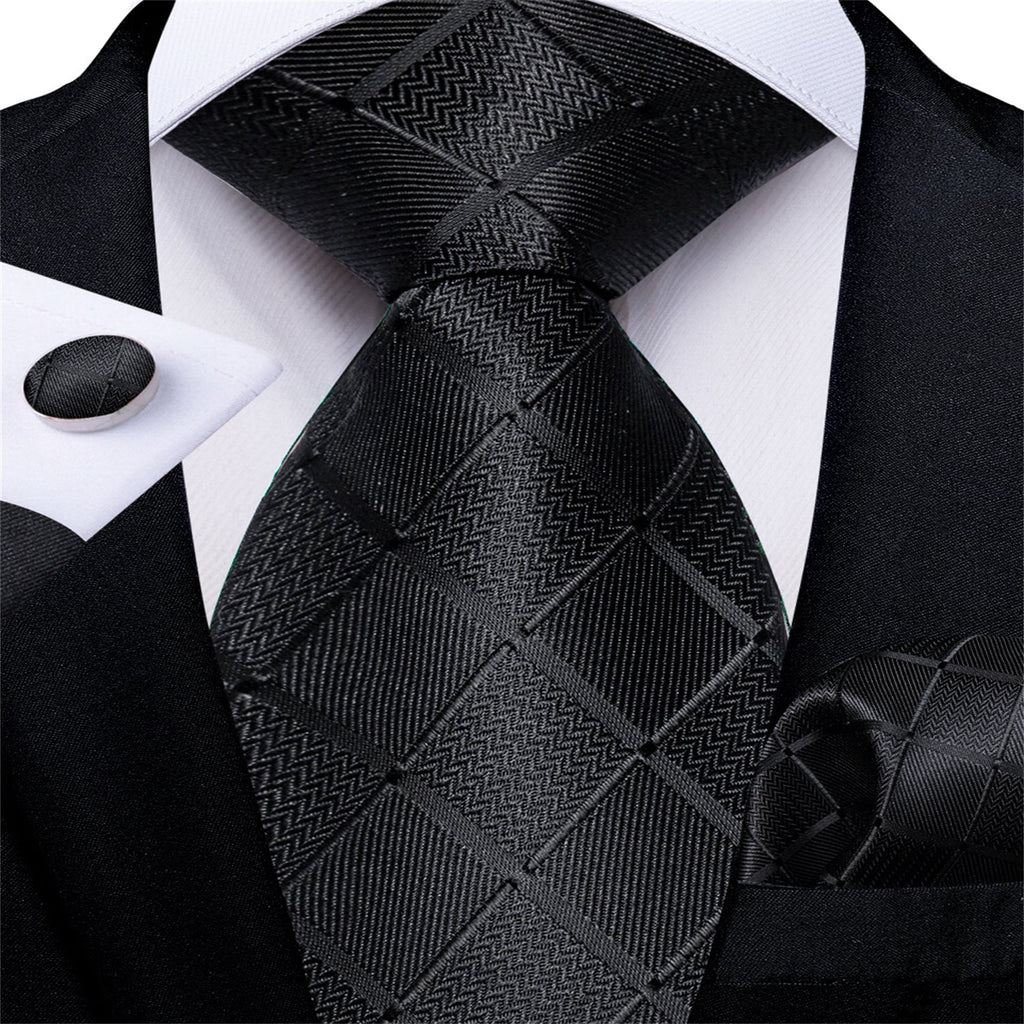 GentCrest Black Plaid Tie Hanky Cufflinks Set - Image 1