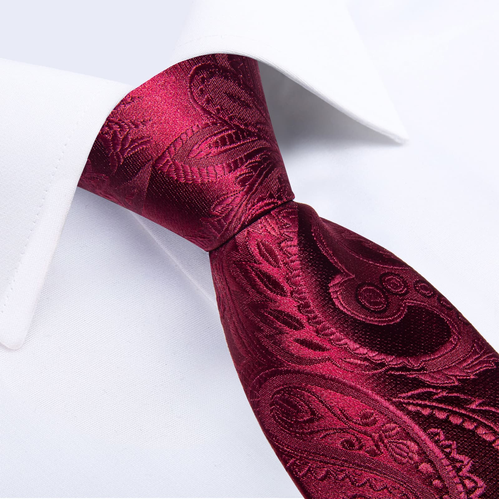 GentCrest Red Paisley Vest Set - Image 4