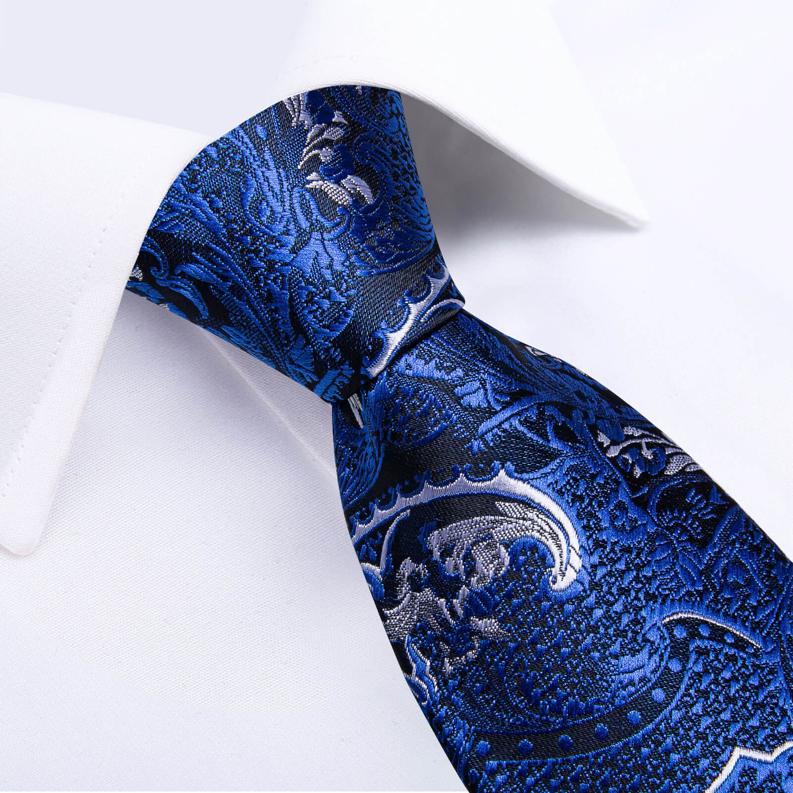 GentCrest Blue Floral Tie Hanky Cufflinks Set - Image 2