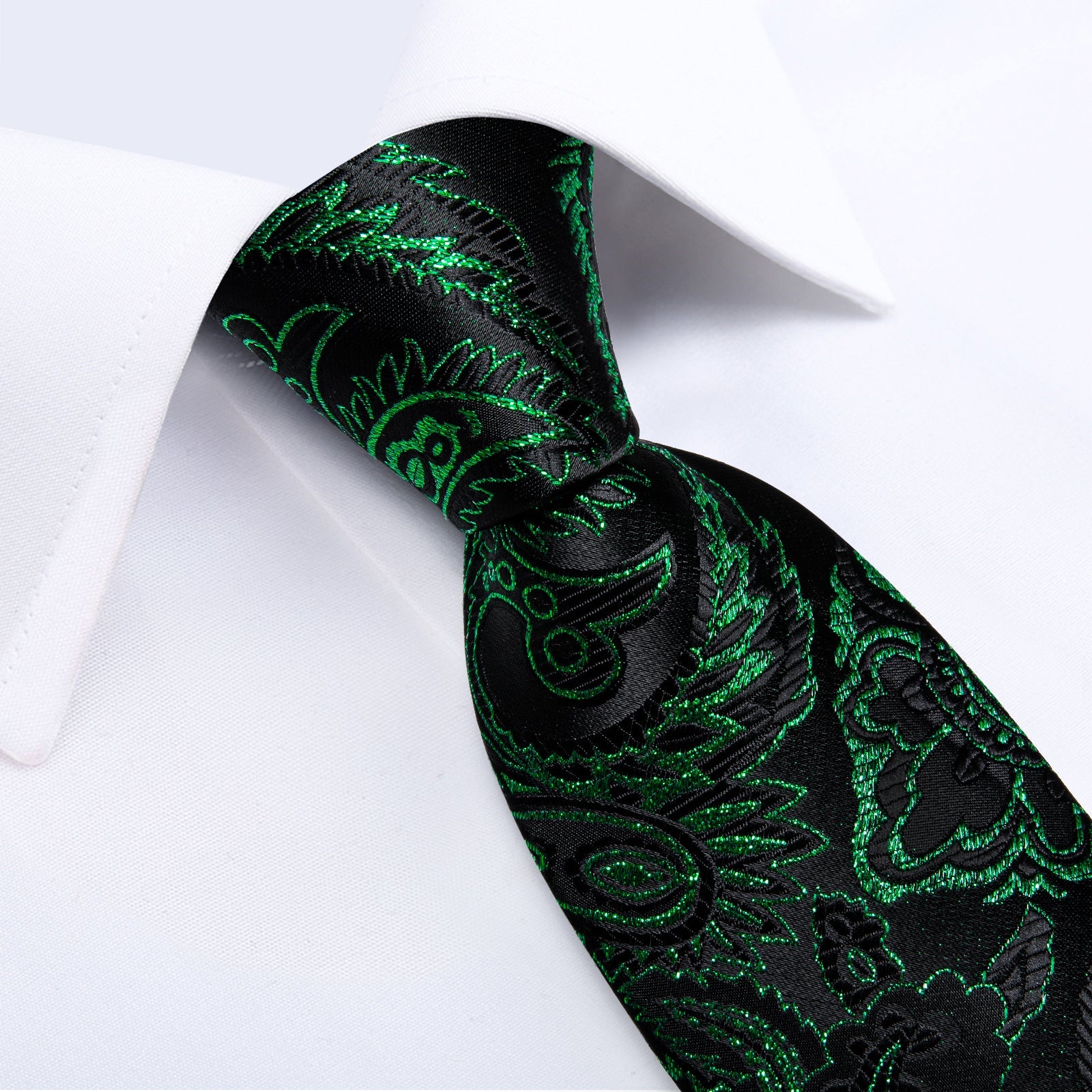 GentCrest Black Paisley Tie with Rings - Image 7