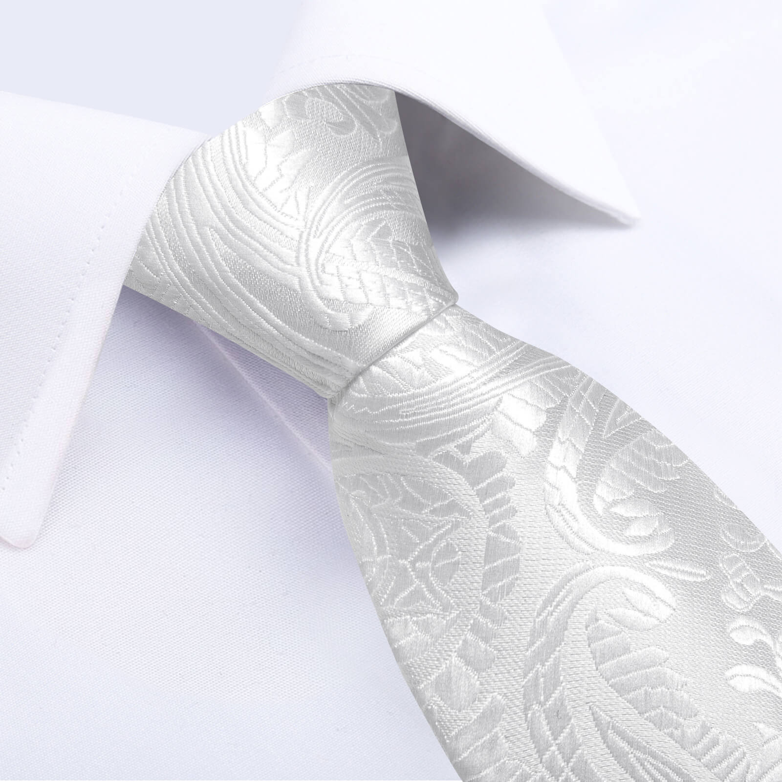 GentCrest White Paisley Tie with Rings - Image 4