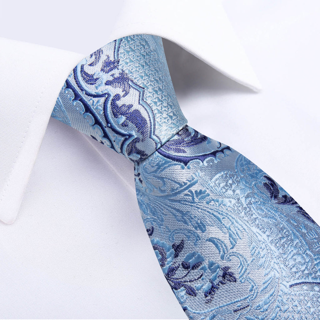 GentCrest Blue Paisley Tie Hanky Cufflinks Set - Image 2