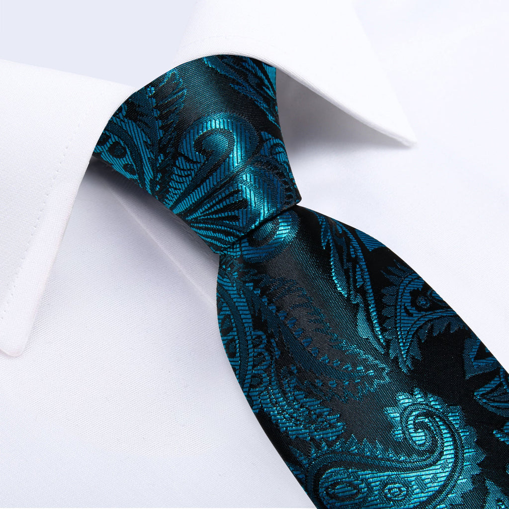 GentCrest Blue Paisley Tie Hanky Cufflinks Set - Image 4