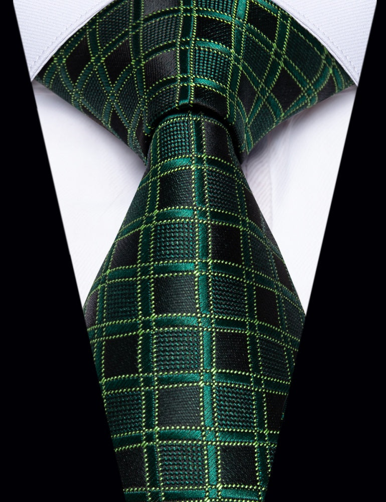 GentCrest Black Plaid Tie Hanky Cufflinks Set - Image 2