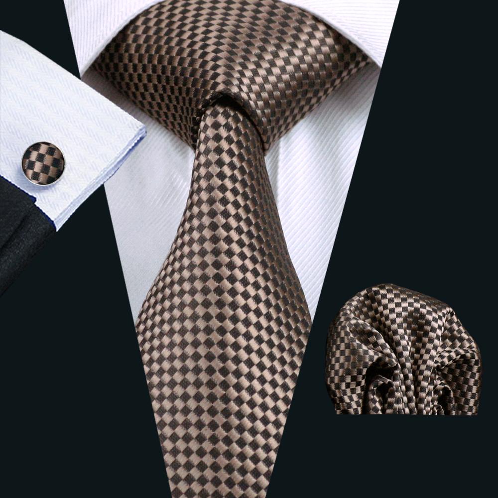GentCrest Gold Plaid Tie Hanky Cufflinks Set - Image 2